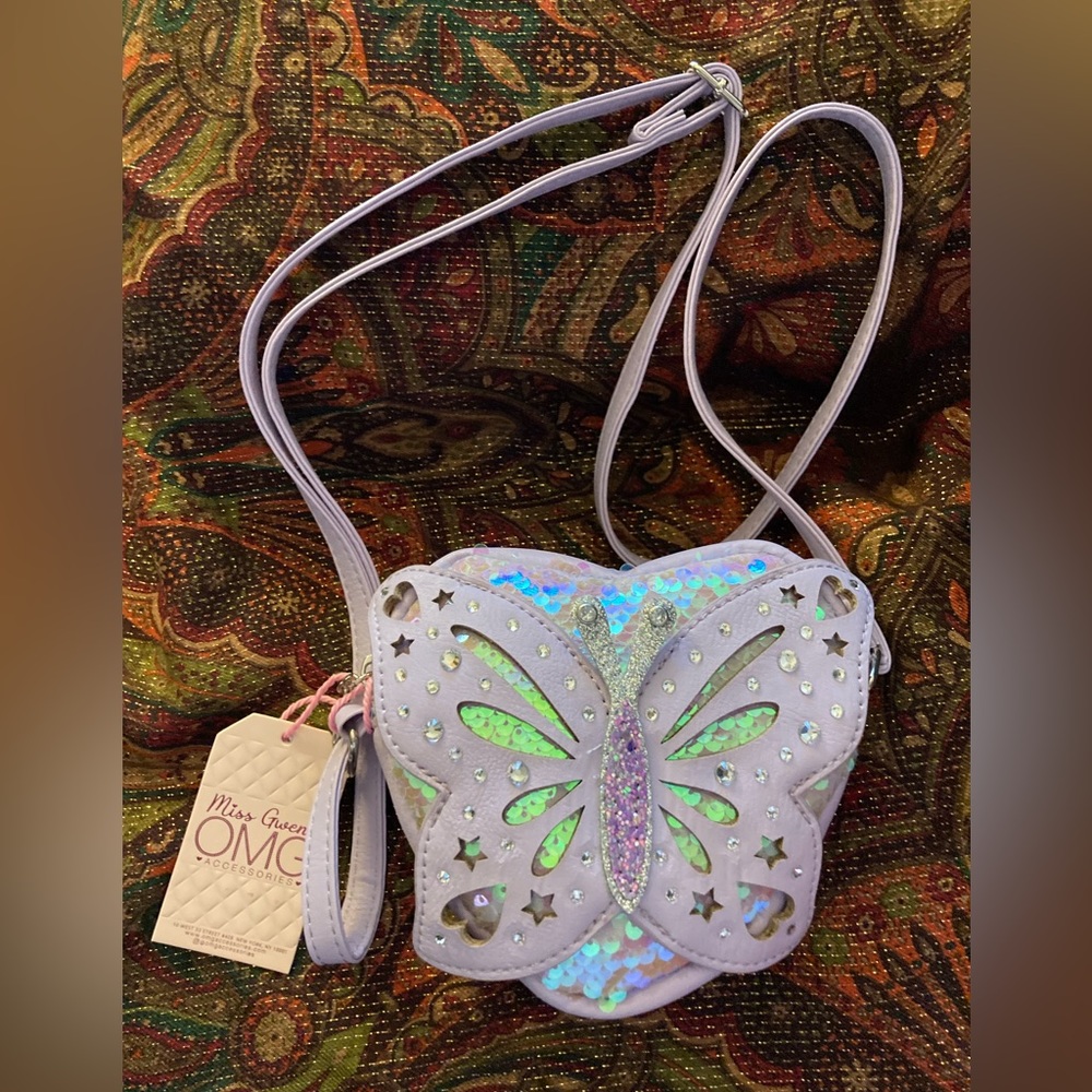 NWT Miss Gwen’s OMG Sequin Lavender Butterfly Heart Shaped Pocketbook